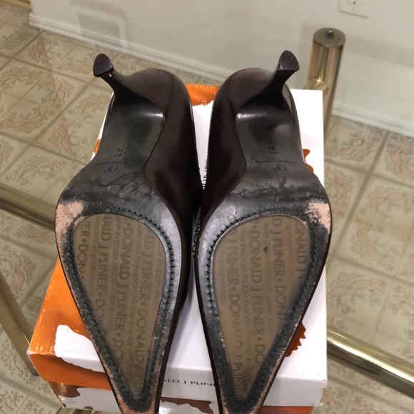 Shoes - Picture 4 of 4